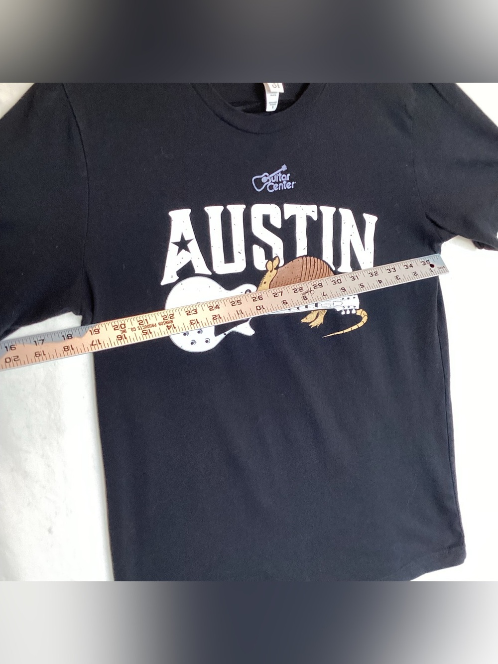 Guitar center x Austin, TX Armadillo t shirt - Picture 2 of 14